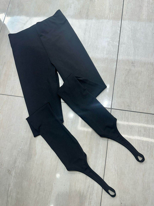Toe stirrup leggings - oneinmelon